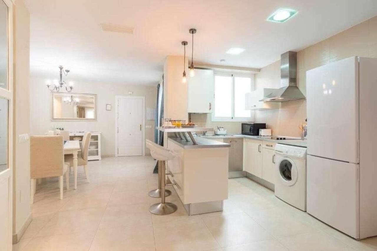 Apartamento Premium Junto A Catedral Малага Екстериор снимка