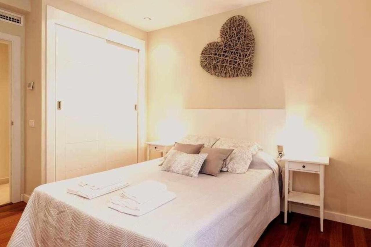 Apartamento Premium Junto A Catedral Малага Екстериор снимка