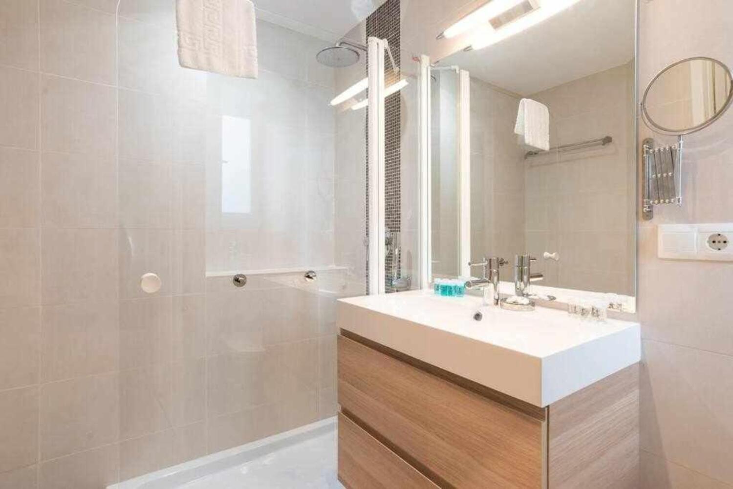Apartamento Premium Junto A Catedral Малага Екстериор снимка