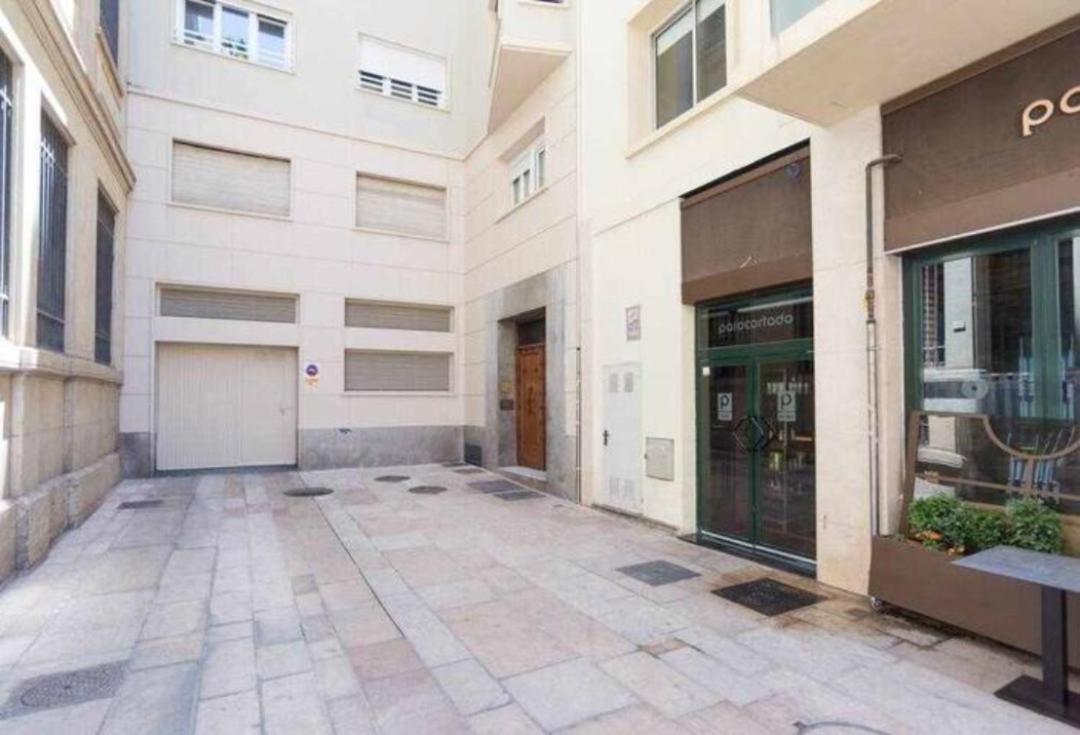 Apartamento Premium Junto A Catedral Малага Екстериор снимка
